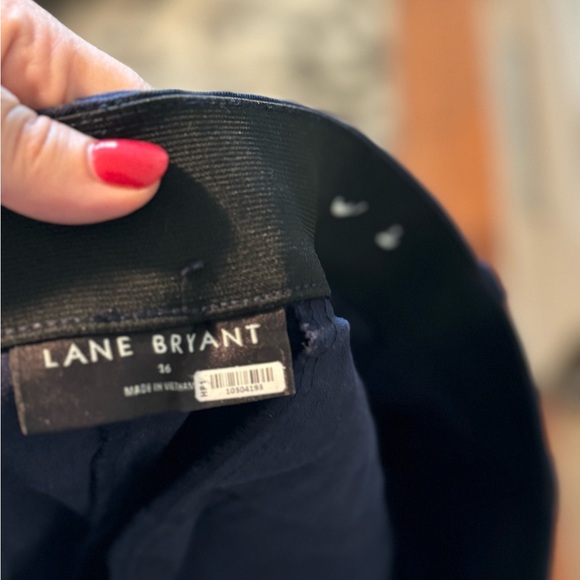 Lane Bryant- 4-Season Slim Capri Pant - Navy - 16W- Never Worn - Picture 5 of 5